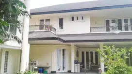 Rumah Lokasi sangat Exclusive di Menteng Jakarta Pusat