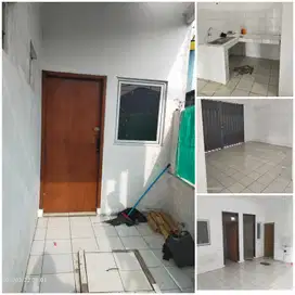 Rumah di Sayap Gardujati Plus Ruang Usaha