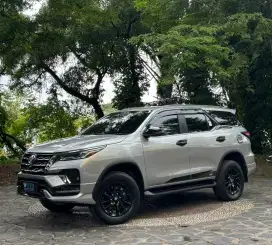 [ 4x4 ] Toyota Fortuner VRZ 2.8 GR Tetra Drive AT 2022