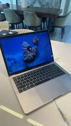 MACBOOK PRO 2016, 13 INCH, TOUCHBAR