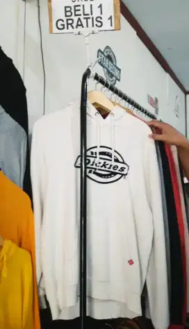 Promo geden thrift second brand
