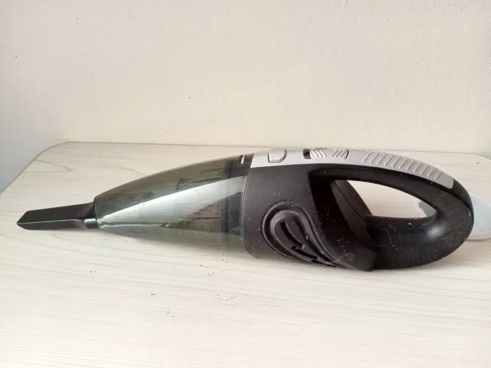 VACUUM CLEANER GENGGAM