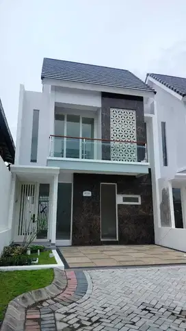 Dijual Siap huni rumah ada Kolam renangnya di Sidoarjo kota