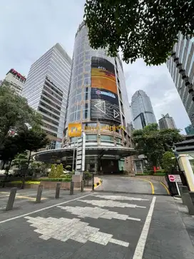 Ruang Kantor Furnished Siap Pakai di Menara Sudirman Jakarta Selatan