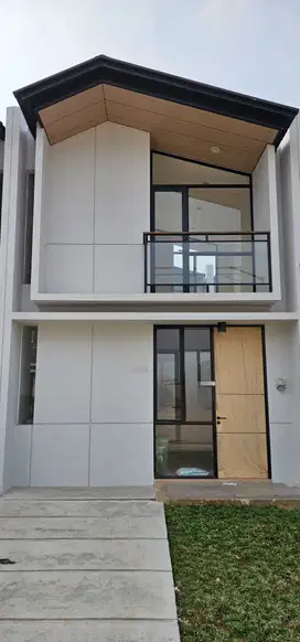 Rumah Baru 2 lantai Siap Huni di Lippo Karawaci