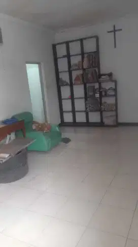 Di sewakan Ruko 2 Lantai, Siap Pakai Mainroad Taman Kopo Indah I