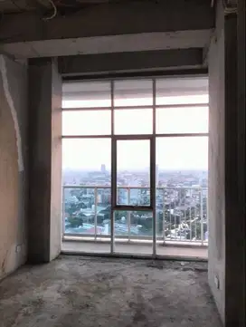 Jual Rugi Penthouse Trillium Lt 35 Kosongan 3BR Pusat Kota Surabaya