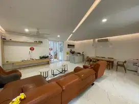 Dijual rumah mewah di golf lake residence full furnish