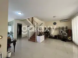 Rumah  Siap Huni Palm Beach malibu Pakuwon City