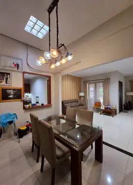 Rumah Bagus Di Emerald Residence Bintaro Jaya Sektor 9