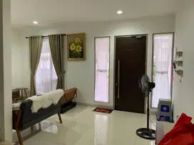Dijual rumah piano golf island siap huni