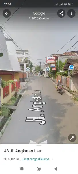 Rumah klasik lingkungan ramai dekat Jatiwaringin bisa untuk usaha