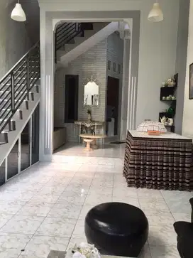Dijual rumah siap huni di Perumnas Karawaci