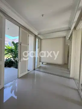 RUMAH IMPERIAL BEACH PAKUWON CITY  Semi Furnish Siap Huni