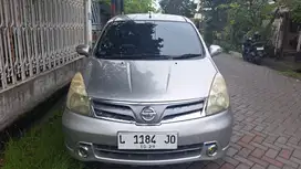 Nissan Grand livina 2011 Bensin