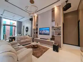 Jual Rumah Bagus Jl. Tumpang 2 Lantai 320 Mtr Semarang