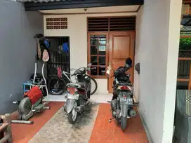 Jual cepat rumah dalam komplek kembang larangan
