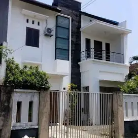 Rumah luas baru selesai renovasi di Solo