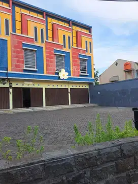 Dijua Ruko 3 Lantai Di Jakasampurna Bekasi