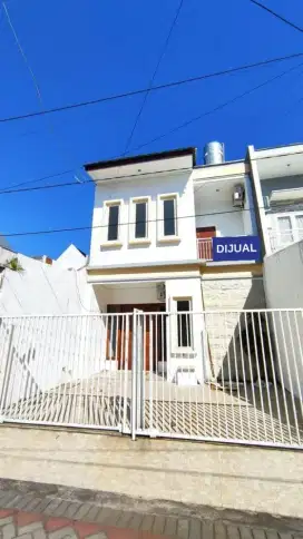 DIJUAL RUMAH SIAP HUNI DI DARMO PERMAI UTARA SURABAYA