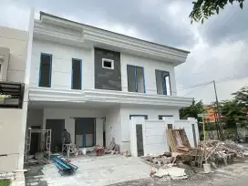 DIJUAL RUMAH BARU AMERICAL STYLE DI JEMURSARI SURABAYA