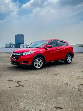 HONDA HRV 1.5 E CVT 2017 / Automatic 2018