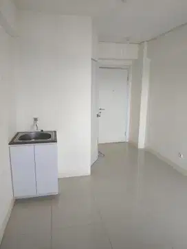 JUAL GREEN PRAMUKA APART BANGUNAN TIDAK ADA FURNISH TYPE 2 BR NEGO LT.