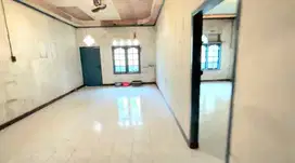 dijual Ruko di Karawaci. pinggir jalan