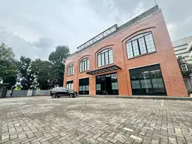Modern Industrial Building 3 Storey + Rooftop in Setiabudi