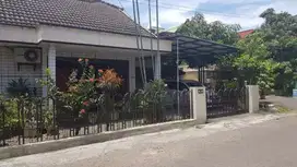 Dijual rumah di Turangga, lokasi strategis