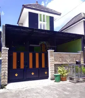 Rumah Second Bagus Terawat Purbayan Baki Sukoharjo