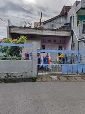 Dijual Rumah mainroad Cimuncang bangunan 80%