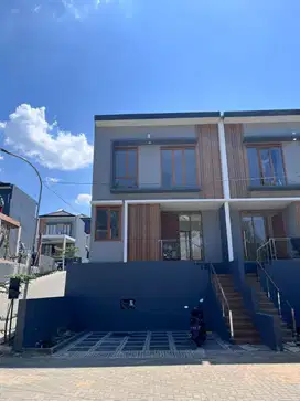 Rumah Baru 2Lantai Di Bali Garden Dekat Cigadung