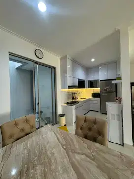 Di jual rumah pantai indah kapuk 3+1 kamar tidur 2 lantai golf island