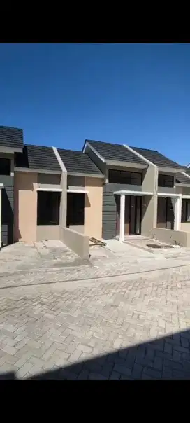 Dijual Rumah di Wisma Indah di Surabaya Jawa Timur
