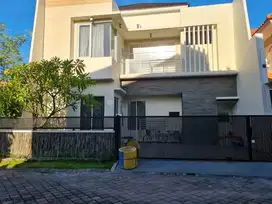 Dijual Cepat Rumah Baru 2Lt Minimalis Mewah Regency 21 SBY