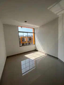 ambyarrrr dijual cepat rumah PIK2 murah banget lo