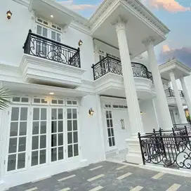 Brand New House Clasic Private Lift Di Cilandak,Jakarta Selatan