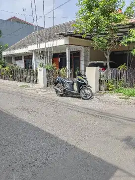 Rumah Hook Strategis Nyaman Turangga Buah Batu Bandung
