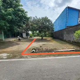 Tanah strategis 150 m2 dekat SMKN 9 Surakarta