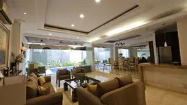 Dijual Rumah Bagus Mewah di Taman Kebon Jeruk Intercon Jakarta Barat