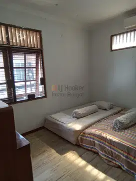 Jual Rumah Jalan Anggrek Semarang Tengah – 9501
