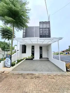 Rumah Nyaman Modern dengan Rooftop yang Lega