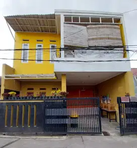 RUMAH DUA LANTAI DI KOMPLEK CIWASTRA HARGA MURAH