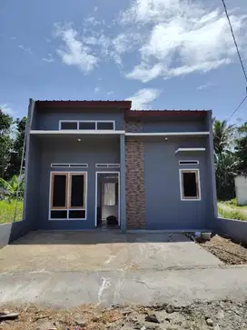 Rumah Minimalis Modern Strategis Dekat Stasiun