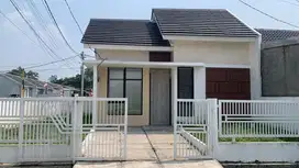 RUMAH HOOK FREE PPN JALAN UTAMA PH8 EXT AKSES KRL
