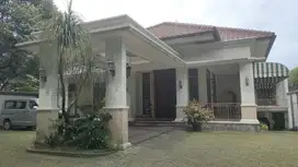 Rumah Mewah Full Furnished Cipayung Jakarta Timur