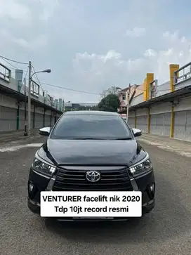 Toyota Innova Venturer 2020 matic tdp10jt  at 2.0 - 2021 hitam
