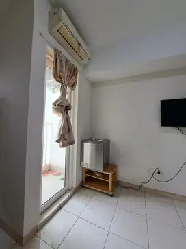 apartemen Springlake summmarecon Bekasi  murah siap huni