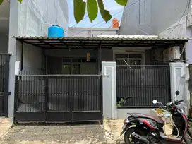 Rumah Serpong Regency Melati Mas dekat Sekolah Athalia, Candle Tree